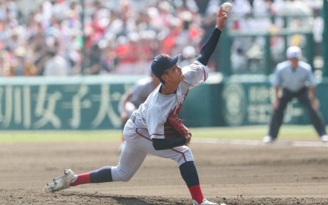 昨夏王者・京都国際が1ー2とリードを許して終盤へ！6回からエース左腕・西村が登板！【25年夏甲子園】