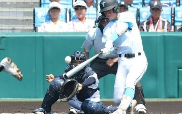 小技も光る攻守の要　甲子園で躍動する山梨学院の横山悠選手