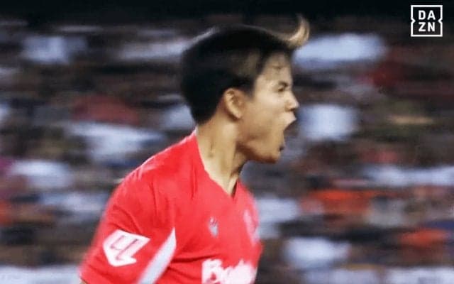 衝撃弾！ 久保建英の“開幕戦ゴラッソ”にSNS沸騰「ワンタッチ目が極上すぎる」「振りと判断が速い」絶妙ステップ→強烈ショット