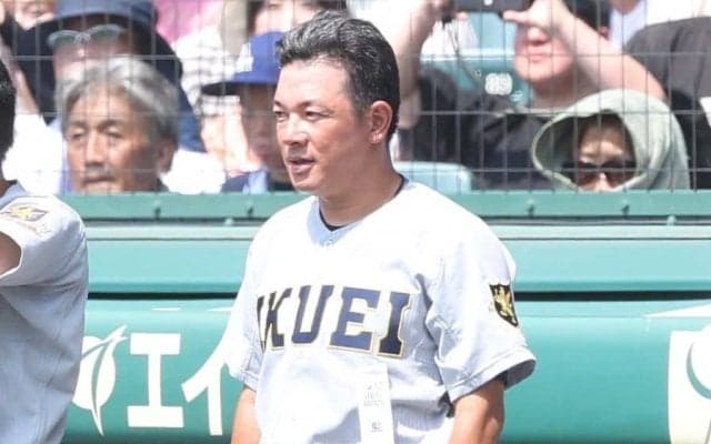 甲子園の敗戦直後…監督の“行動”に感動の嵐「人格者すぎる」　称える姿に「泣けました」