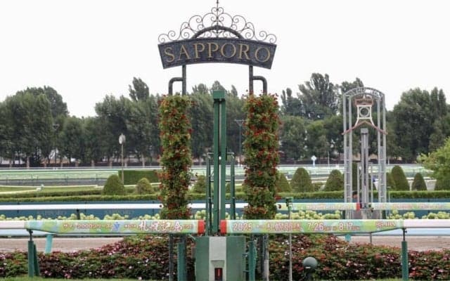 【札幌記念】トップナイフが3度目の正直！重賞初制覇