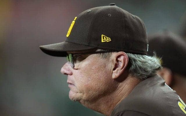 ド軍戦3連敗に落胆隠せず…　パドレス監督、主砲への判定に“イライラ”「残念だった」