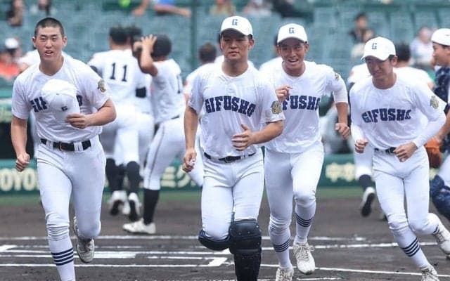 甲子園騒然の“神曲”「めちゃくちゃ打ちそう」　沸き立つアルプス…出だしから「めっちゃ好き」