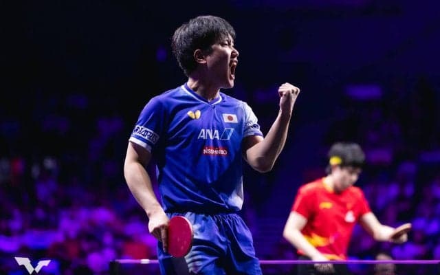 エース張本智和が世界王者撃破の『秘策』を明かす「武器のチキータ」を封印し歴史的V【卓球 WTT横浜】