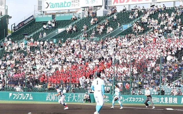 甲子園で開始直後に「最高すぎる」　午前8時に流れた“神曲”に「爽やかな朝や」