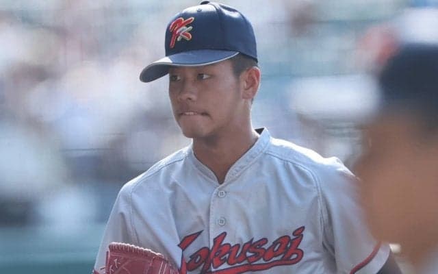 京都国際のエース左腕がまさかの8失点…7点差を追いかけ後半戦へ【25年夏甲子園】