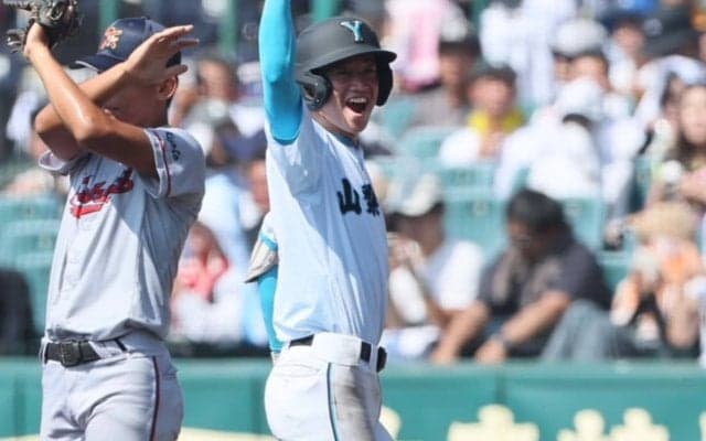 山梨学院、衝撃の4強入りに”強すぎて目さめた”　SNSでも大きな話題となるベスト4進出...【2025年夏高校野球】