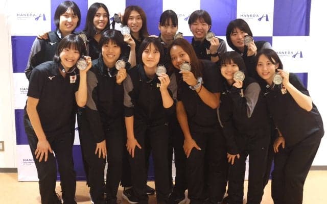 U21女子日本代表 準優勝の世界選手権を終えて帰国　山口祐之監督「ここからがスタート」