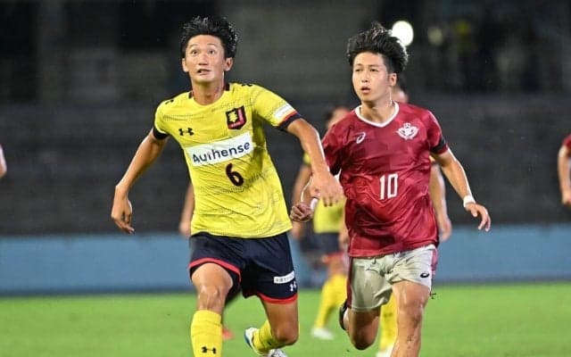 早慶サッカー定期戦はいまも熱戦の連続で人々を魅了 60年前は観客４万人のビッグイベント