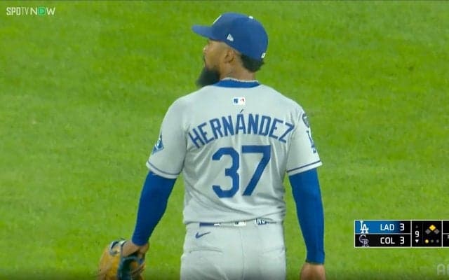 「99.4%」捕れた“落球”…ド軍、頼れる主砲“だからこそ”痛恨守備は「本当に痛かった」明暗分けた瞬間