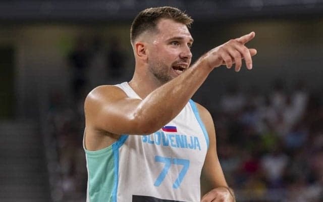 右ヒザ打撲と診断されたスロベニア代表のルカ・ドンチッチがイギリスとの強化試合で復帰へ