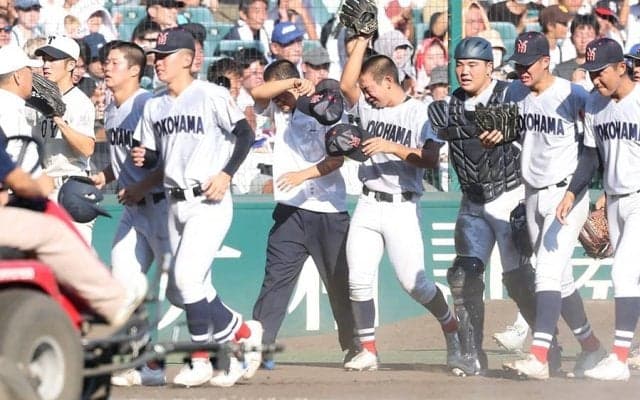春夏連覇逃した横浜監督「甲子園中が3:7」　のしかかった重圧…思わず漏らした本音