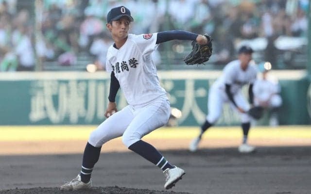 沖縄尚学が初の夏4強！新垣有ー末吉の2年生リレーで1点差逃げ切る、新垣有は「末吉から強気でいけ」と6回1失点【25年夏甲子園】