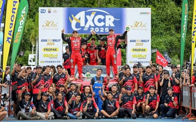 AXCR2025：3年ぶり優勝、チーム三菱ラリーアートの増岡浩監督「三菱自動車らしい強さを取り戻せた」