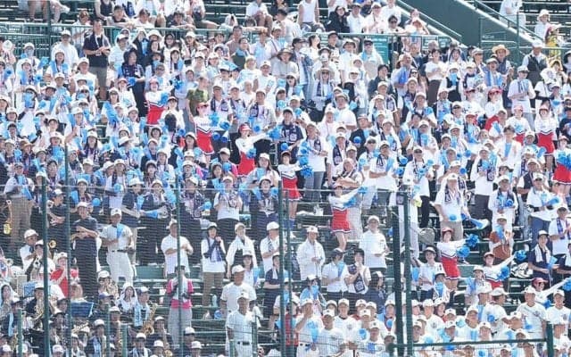 日大三アルプスで発見、背中に描かれた「恩返し」　迫力満点のTシャツに込められた思い