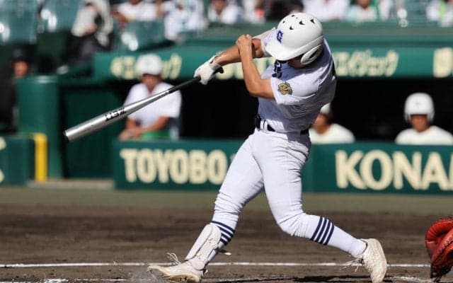 県岐阜商の横山温大が同点犠飛！勝負強さ発揮して今大会3打点目！【25年夏甲子園】
