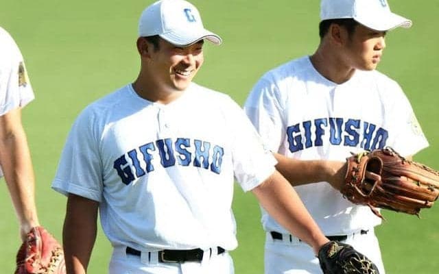 ベンチで懸命の声かけ　甲子園経験ある父も助言　県岐阜商・河崎主将