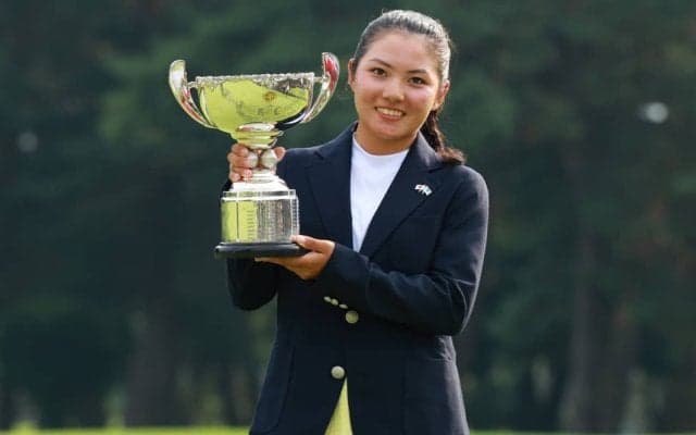 吉﨑マーナ、高校最後の日本ジュニアで優勝「本当に最後に勝ててうれしい。一段階ステップアップ出来た」