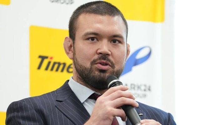 西武から“突然の発表”「新助っ人かと思った」　まさかの大物来場に驚き「良い球投げそう」