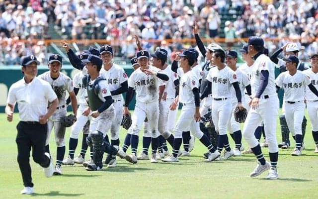 甲子園決勝直前…“宿敵”からの言葉に「泣いた」　学校の垣根超えた友情が「本当に尊い」