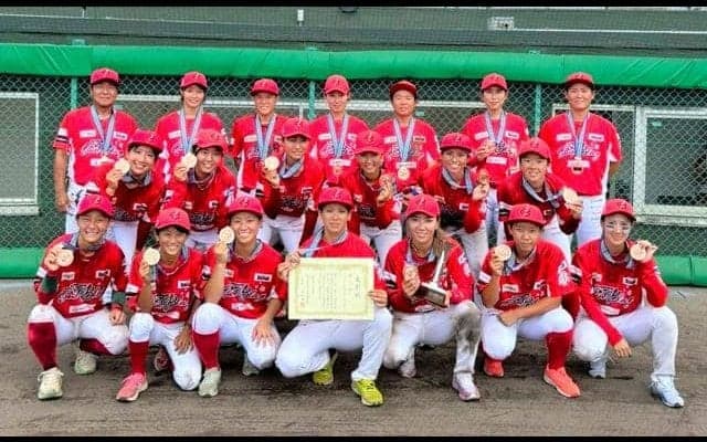 チーム史上最高の全国3位「大きな節目」　女子野球のサンブレイズ
