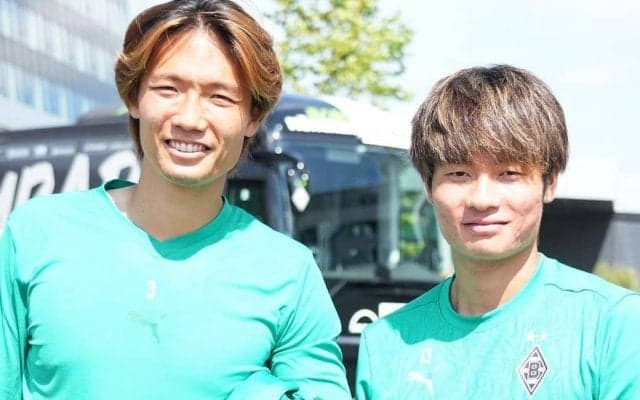 アヤックス移籍の日本代表DF板倉滉、古巣ボルシアMGでの“お別れハグ＆福田師王への言葉”に涙！｢ありがとう！｣｢さようなら！｣｢街に来たら飲みに来て｣