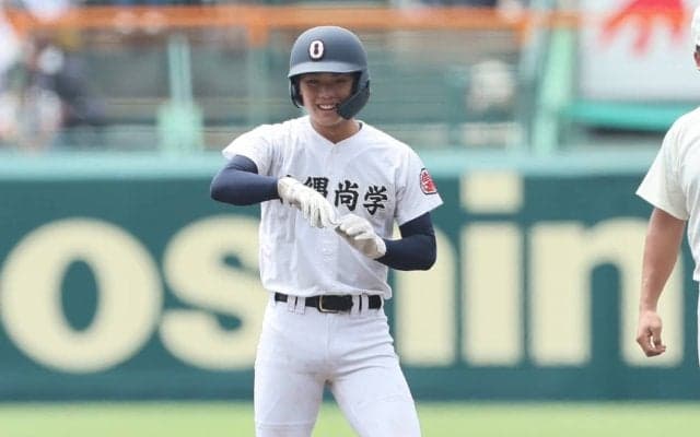 沖縄尚学が悲願の夏甲子園初優勝、宜野座2打点＆2年生投手リレーで日大三に競り勝つ【25年夏甲子園】