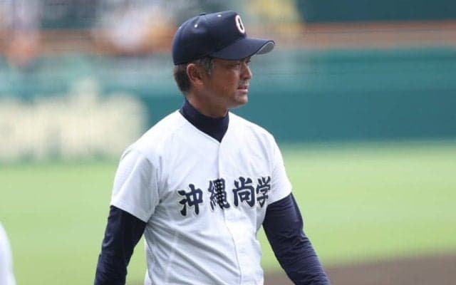甲子園優勝したのに…SNSで話題「冷静すぎて笑う」　沖縄尚学監督にX好感「素晴らしい」