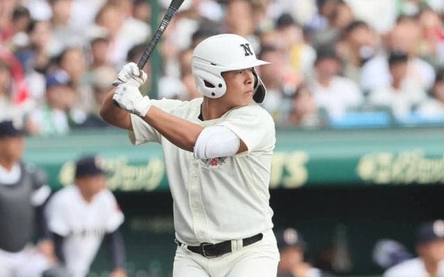 甲子園で2本塁打を記録！日大三の2年生4番を変えた主将の一言「あの言葉のおかげでここまでこれた」【25年夏甲子園】