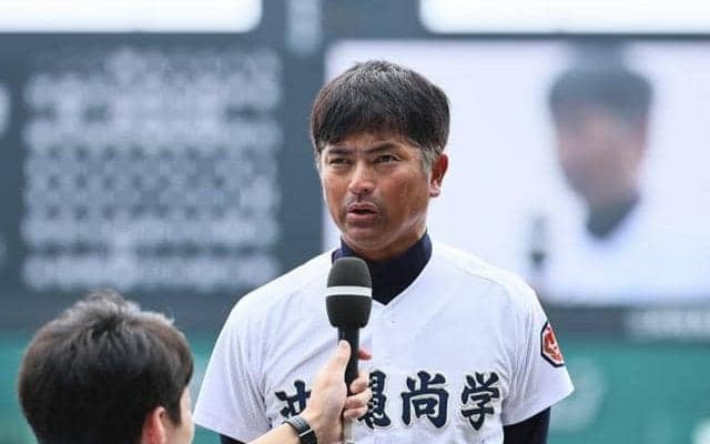 「大声援が力を引き出してくれた」　初優勝の沖縄尚学・比嘉公也監督