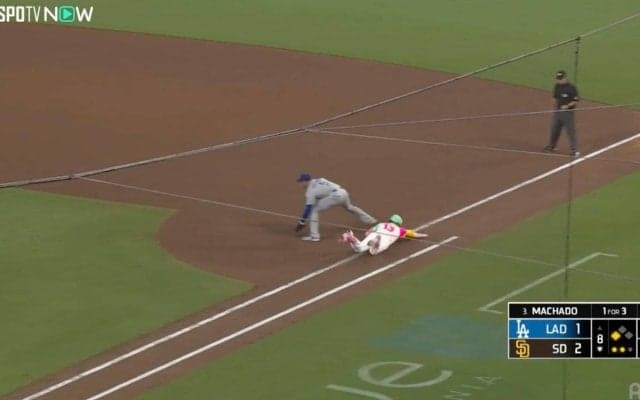 ドジャース戦でまるで甲子園みたいなプレー！球場どよめくファインプレー→執念のヘッスラ激走…激闘の一幕