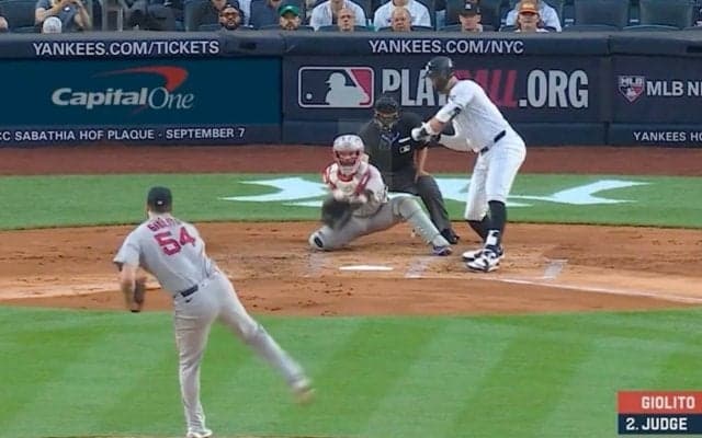 大誤審！“最悪レベルの判定”が話題に「酷すぎる」「この審判大丈夫か？」全球ボールで“まさかの三振”→ヤ軍ジャッジが呆然「ブーン監督キレなかったなｗ」