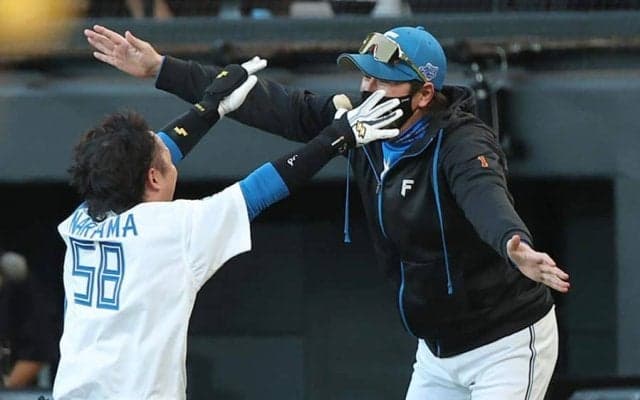 新庄監督「3時間考え抜いた」　激闘経てついに“0.5”…ナインに感謝「カッコよかった」