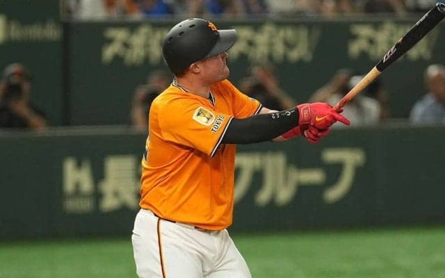 巨人リチャードは「バケモンやろ」　看板直撃に騒然…衝撃“147＆185”「大谷かよ」