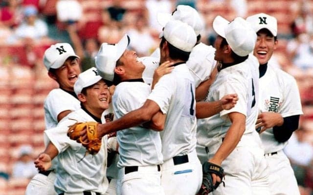 甲子園制覇を支えた見えない絆　日大三OB・近藤一樹が語る同級生復活とライバル校の友情