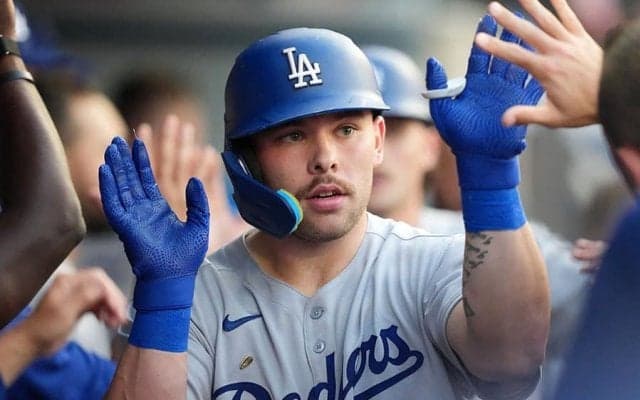 大谷翔平が称えた24歳が「救世主」　498億円軍団も大騒ぎ、“最低年俸男”に感銘