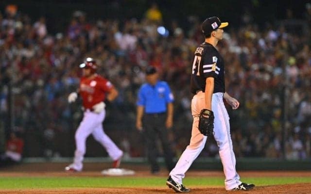 鷹、まさかの満塁弾許す　相次ぐ失策→ボイトが豪快HR…日ハムと0.5G差、負ければ首位交代も