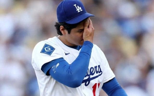 滝汗を流して疲労の色も…大谷翔平でしか見られない“異例光景”に米仰天「二刀流の矛盾が生む問題点はこれだ」