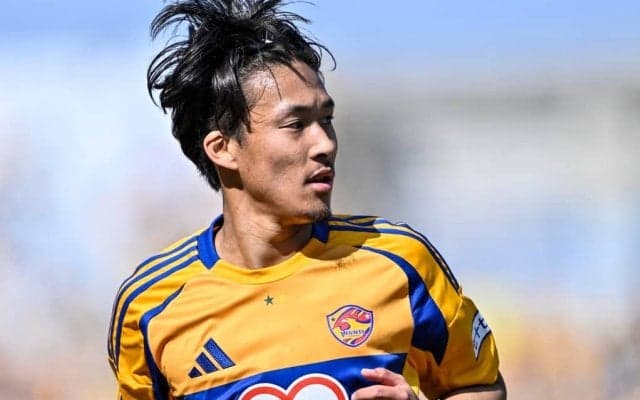 全力50mスプリントからのドンピシャ弾！ J2仙台の23歳MFのゴールで昇格PO圏内浮上！｢大一番に強いヒデ｣が｢地面に叩きつける完璧なヘディング｣で値千金弾