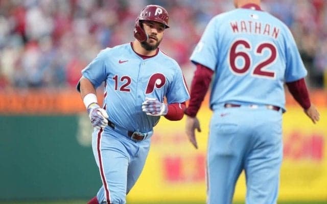 衝撃4HRの“大谷ライバル”に絶句「意味わからん」　“5-4-4-9”に騒然「初めて見た笑」