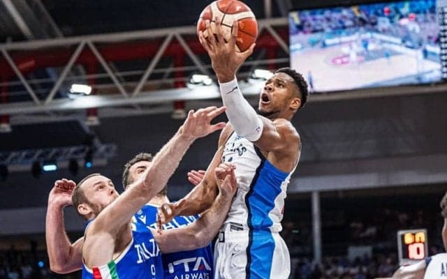 ヤニス・アデトクンボがユーロバスケット初戦で31得点…ギリシャがイタリア相手に完勝