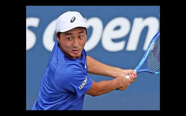  望月慎太郎 世界8位に屈し2回戦敗退 