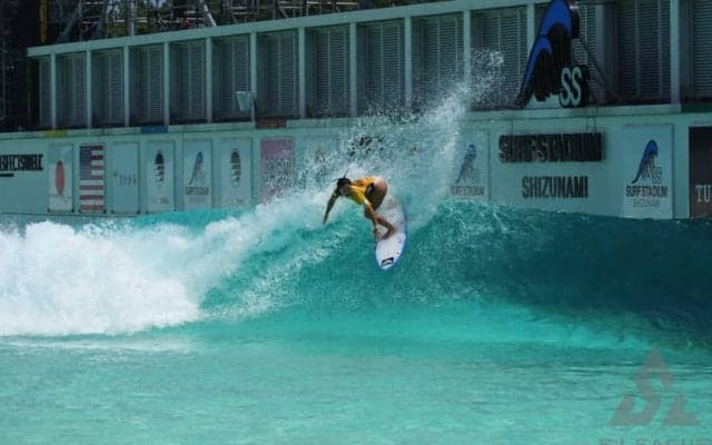 史上初、プロツアーが静波サーフスタジアムPerfectSwell®︎で開催