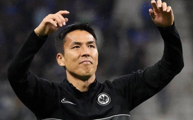 ｢驚異の危機察知能力！｣元日本代表・長谷部誠氏のゴールライン際“ギリギリ”ディフェンス！｢整ってる｣｢本当に凄い｣堂安律が受け継いだ背番号の重み