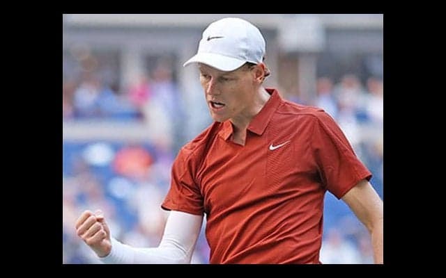 シナー 逆転勝ちで全米OP16強