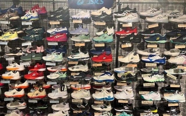 はじめてシリーズ「シューズ選び」#7　～初めてのテニスシューズは「安い初級者用でいい」……間違いじゃないけれど～