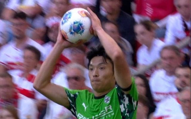 騒然！ 町野修斗の“弾丸ロングスロー”が「ロケットやんけ」「さらに鋭くなってる」「ほとんどCKと同じ弾道」日本代表の新武器にも？