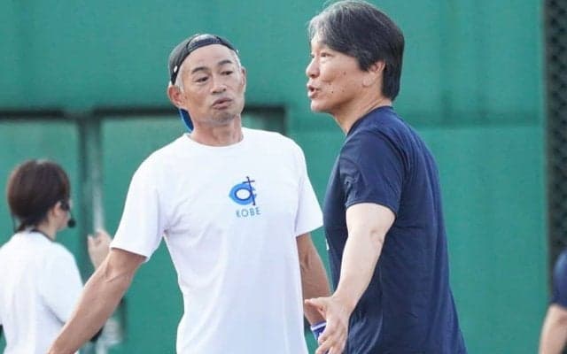 イチロー氏が能登にサプライズ登場　「僕も神戸の震災を経験」松井秀喜氏の少年野球教室で