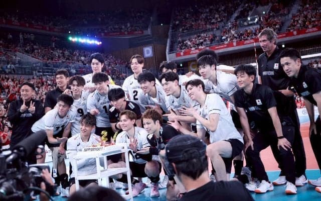 男子日本代表が世界選手権前の壮行試合でブルガリアに完勝　全員がコートに立ち、宮浦健人が5本のサービスエース