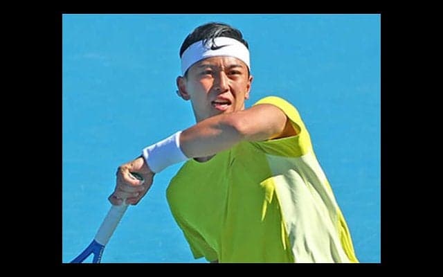 小田凱人ペア 逆転勝ちで全米OP4強